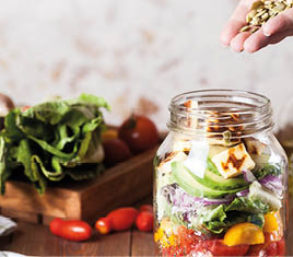 jar salad for beach snacking