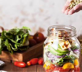 jar salad for beach snacking