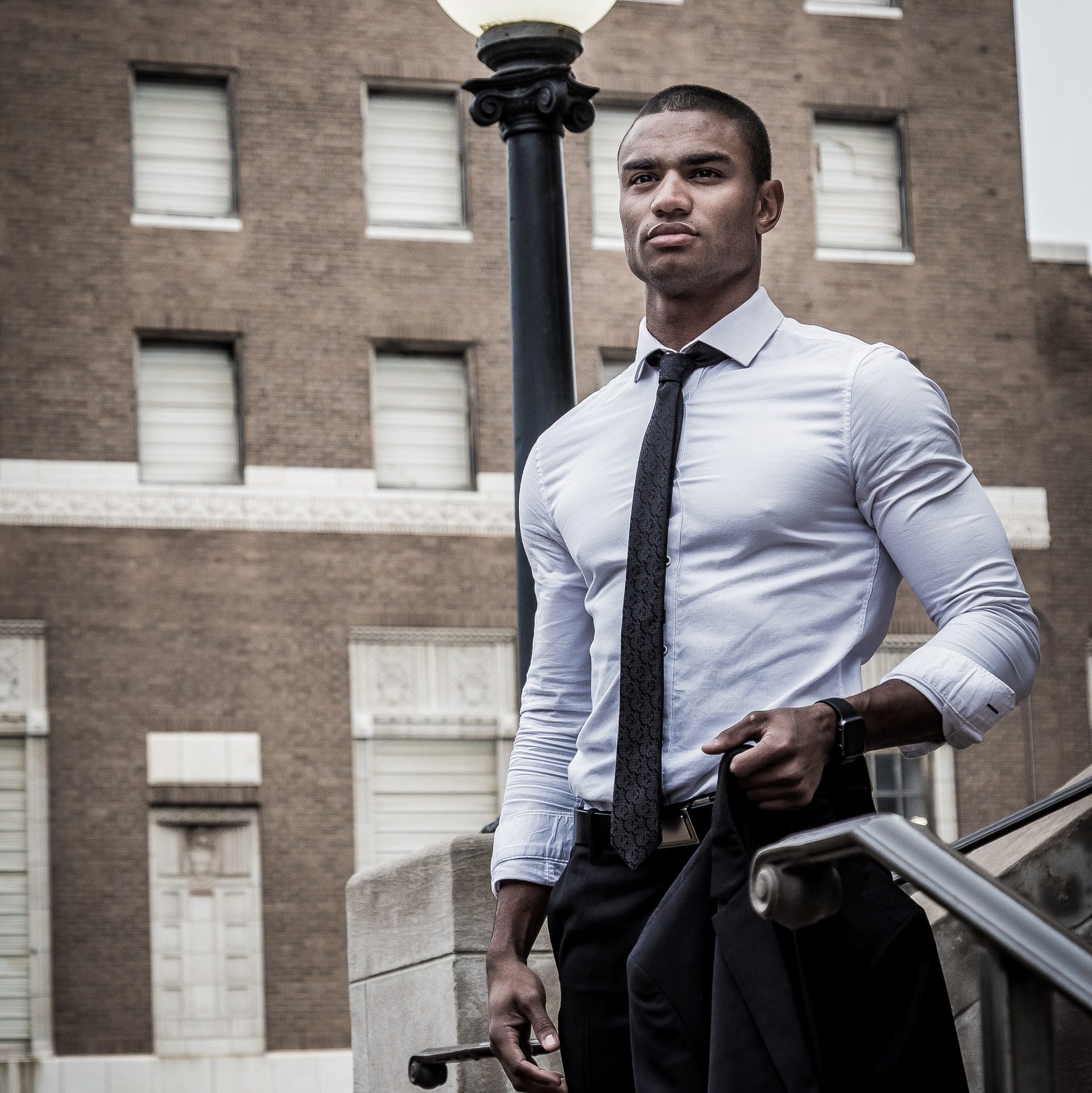 taylor-grote-rnH5ITofDAM-unsplash fast fashion