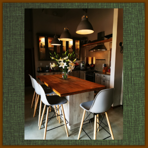 Images carpenter and sons 300 x 300 (8)