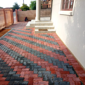 Willies (16) Willies (16)