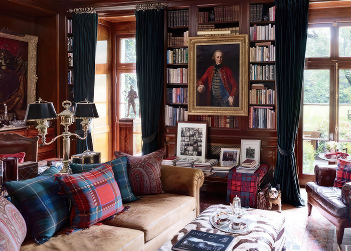 Telly Decor 1 The Crown Decor Inspiration